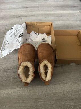Classic ultra mini Uggs